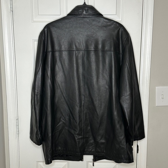 Like New Roundtree & Yorke Men’s Lamb Skin Jacket Size XL - Picture 3 of 8